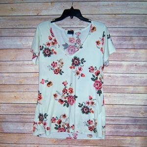 Floral V-neck Tee